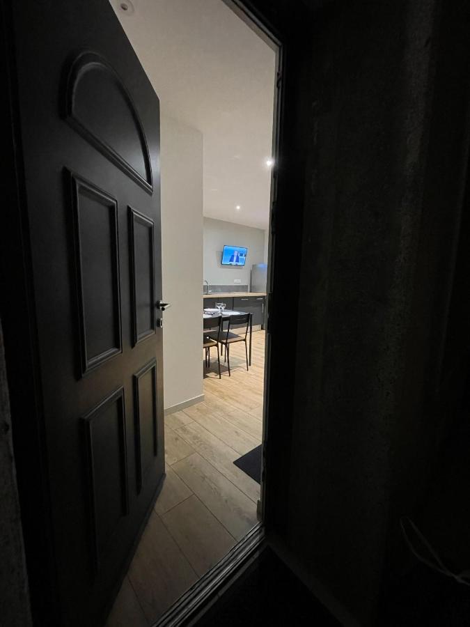 La P'Tite Maison - Rdc Vire  Ngoại thất bức ảnh